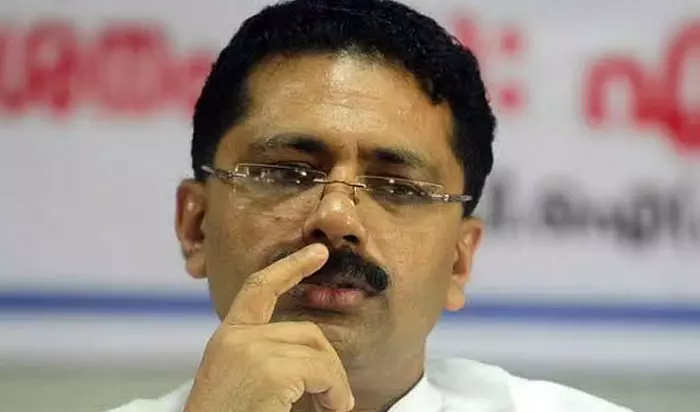 മന്ത്രി കെ.ടി ജലീല്‍ രാജിവച്ചു
