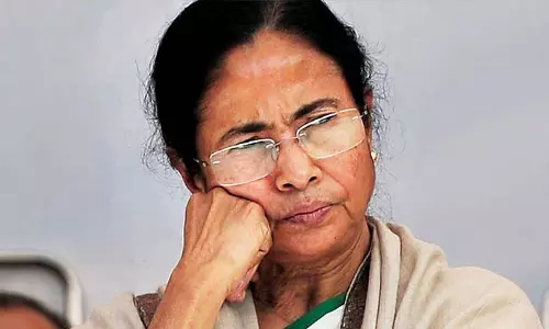 മമത ബാനർജിക്ക് 24 മണിക്കൂർ പ്രചാരണ വിലക്ക്