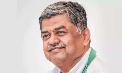 പശ്ചിമ ബംഗാളിൽ കോൺഗ്രസ് സഖ്യം അത്ഭുതം കാഴ്ചവെക്കും: ബി.കെ ഹരിപ്രസാദ് പശ്ചിമ ബംഗാളിൽ കോൺഗ്രസ് സഖ്യം അത്ഭുതം കാഴ്ചവെക്കും: ബി.കെ ഹരിപ്രസാദ്