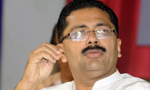 ജലീലിന്റെ രാജി സിപിഎമ്മിന്റെ കര്ശന നിലപാടിനെ തുടര്ന്ന് ജലീലിന്റെ രാജി സിപിഎമ്മിന്റെ കര്ശന നിലപാടിനെ തുടര്ന്ന്