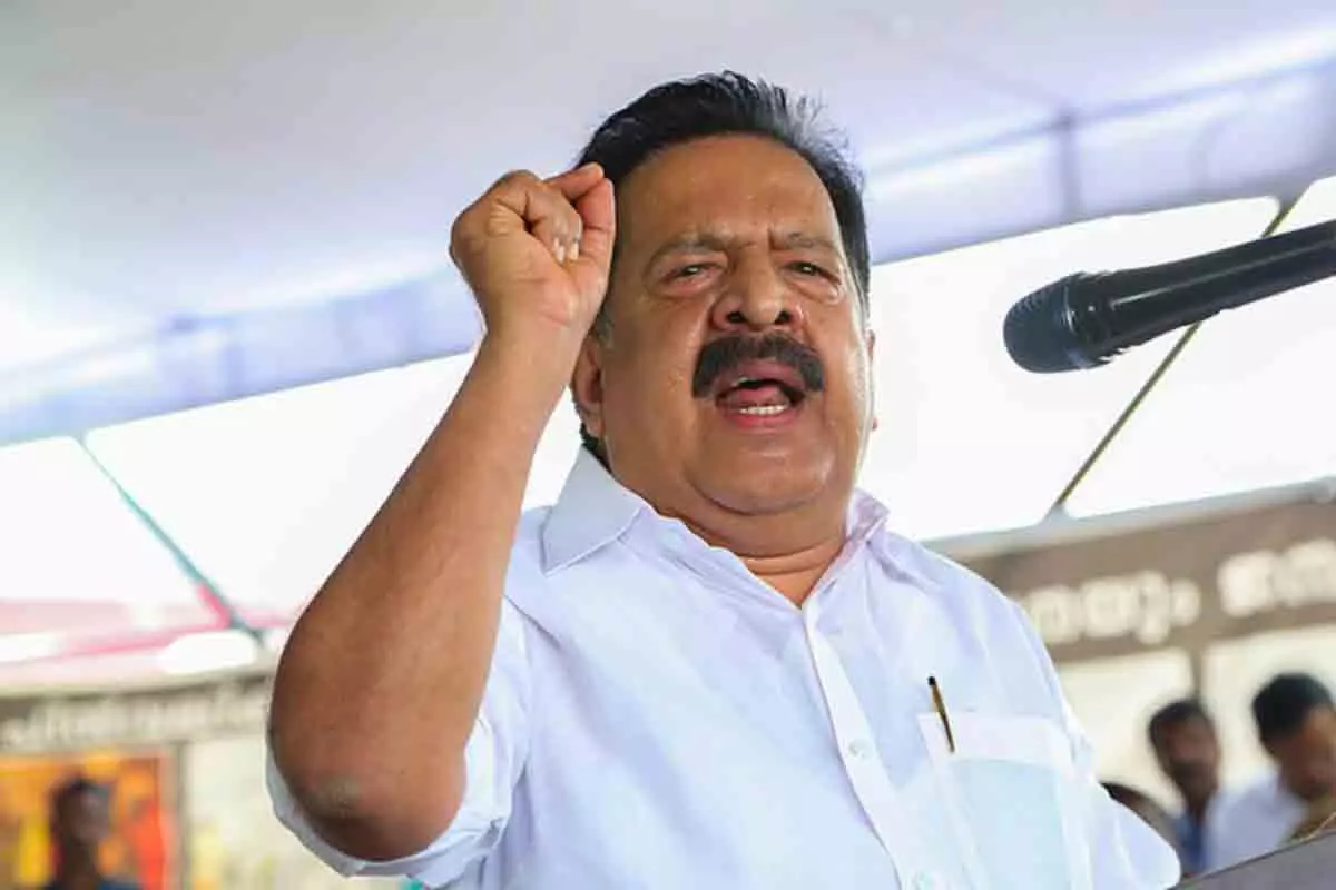 ബന്ധുനിയമനത്തില് ജലീല് മാത്രമല്ല, കൂട്ടുപ്രതിയായ മുഖ്യമന്ത്രിയും രാജിവെക്കണം; രമേശ് ചെന്നിത്തല ബന്ധുനിയമനത്തില് ജലീല് മാത്രമല്ല, കൂട്ടുപ്രതിയായ മുഖ്യമന്ത്രിയും രാജിവെക്കണം; രമേശ് ചെന്നിത്തല