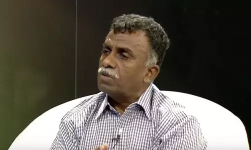 ചാരക്കേസിലെ സിബിഐ അന്വേഷണം തന്നെ കുടുക്കാനാണെന്ന് മുൻ ഐബി ഉദ്യോഗസ്ഥൻ ആർ.ബി ശ്രീകുമാർ ചാരക്കേസിലെ സിബിഐ അന്വേഷണം തന്നെ കുടുക്കാനാണെന്ന് മുൻ ഐബി ഉദ്യോഗസ്ഥൻ ആർ.ബി ശ്രീകുമാർ