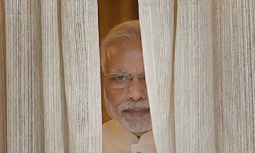 പ്രധാനമന്ത്രിയെ കാണ്മാനില്ല..! കോവിഡ് ഭീതിക്കിടെ ട്രെൻഡായി #WhereIsPM