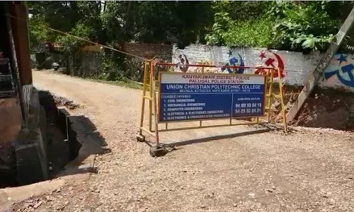 അതിര്‍ത്തിയില്‍ ഇടറോഡുകളടച്ച് തമിഴ്നാട്; ഇടപെടുമെന്ന് ചീഫ് സെക്രട്ടറി