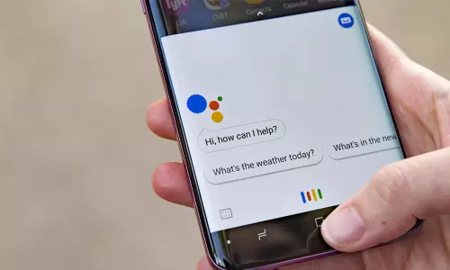 ഡ്രൈവിങിനിടയിൽ ഫോൺ റിങ് ചെയ്തോ? ബുദ്ധിമുട്ടേണ്ട ഗൂഗിൾ മറുപടി നൽകും ഡ്രൈവിങിനിടയിൽ ഫോൺ റിങ് ചെയ്തോ? ബുദ്ധിമുട്ടേണ്ട ഗൂഗിൾ മറുപടി നൽകും