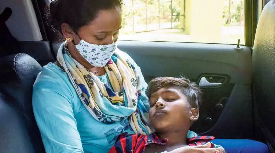 ജയ് ശ്രീറാം വിളിച്ചില്ല; നാലാം ക്ലാസുകാരന് ക്രൂരമര്‍ദ്ദനം