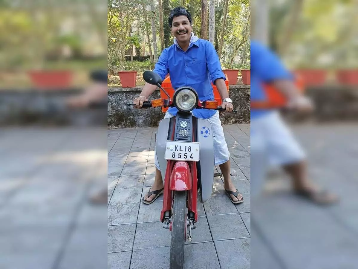 മോട്ടോര്‍ വാഹനവകുപ്പിന്‍റെ പാസ് വേര്‍ഡ് ചോര്‍ത്തി നടന്‍ വിനോദ് കോവൂരിന്‍റെ ലൈസന്‍സ് പുതുക്കാന്‍ ശ്രമം