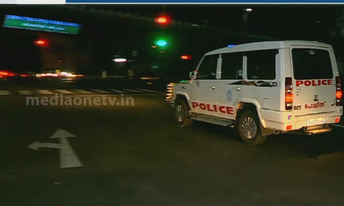 കോവിഡ് വ്യാപനം രൂക്ഷം; കോഴിക്കോട് ജില്ലയില്‍ നിയന്ത്രണങ്ങള്‍ കടുപ്പിച്ചു