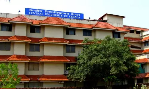 ഫാഷിസത്തെക്കുറിച്ച് ക്ലാസെടുത്ത അധ്യാപകനെതിരെ അന്വേഷണം