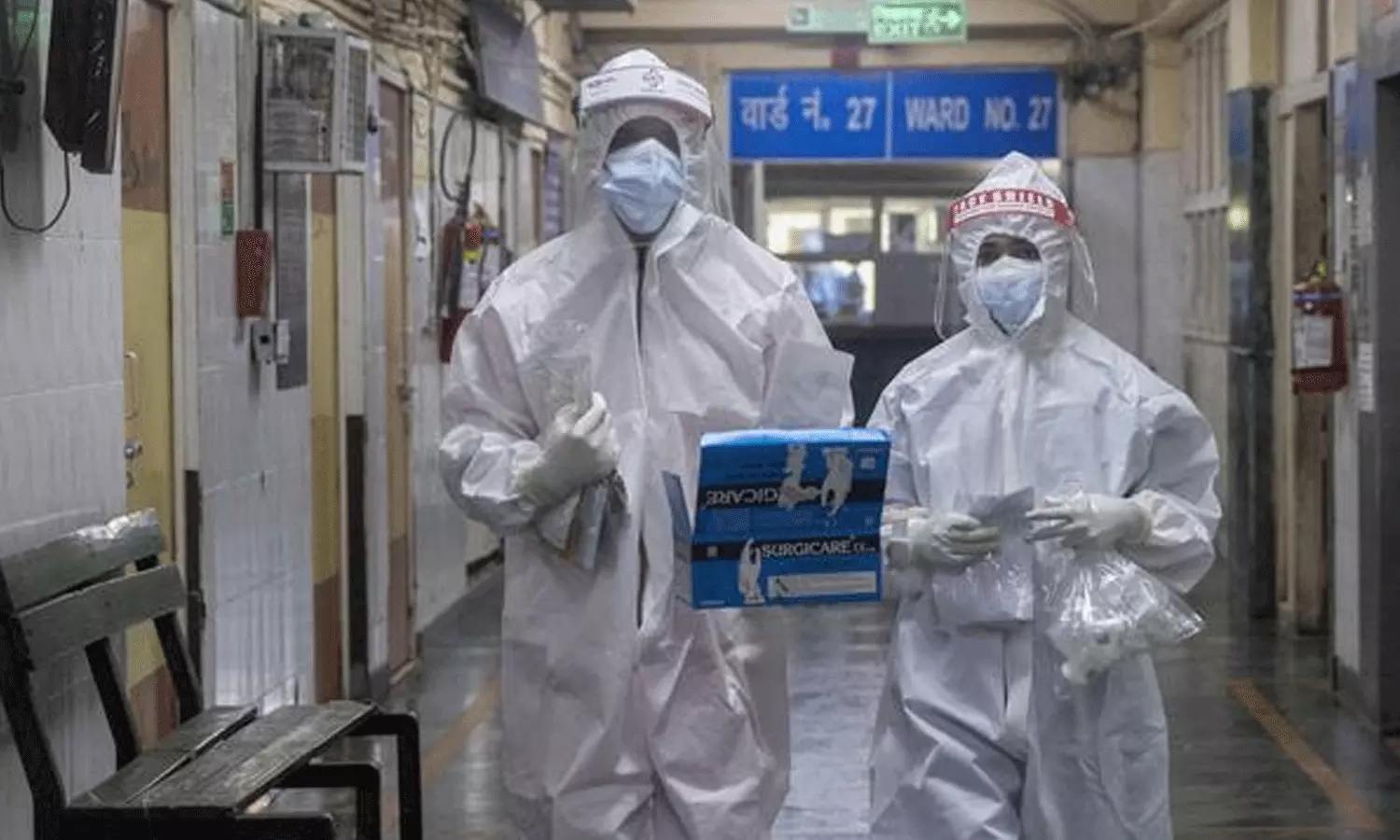 രാജ്യത്ത് തുടർച്ചയായ രണ്ടാം ദിവസവും മൂന്ന് ലക്ഷം കടന്ന് പ്രതിദിന കോവിഡ് കേസുകൾ രാജ്യത്ത് തുടർച്ചയായ രണ്ടാം ദിവസവും മൂന്ന് ലക്ഷം കടന്ന് പ്രതിദിന കോവിഡ് കേസുകൾ