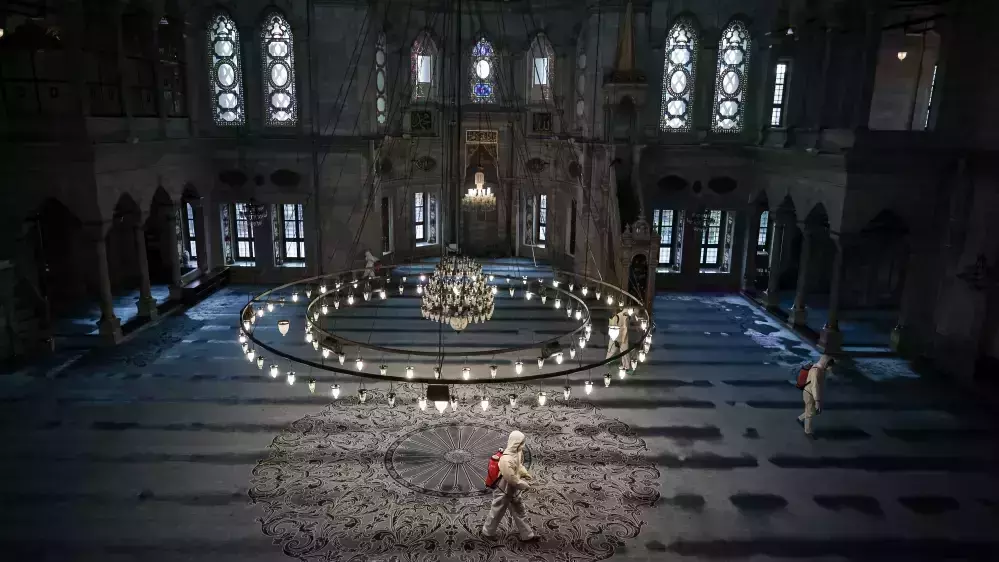 മലപ്പുറത്ത് ആരാധനാലയങ്ങൾക്ക് നടപ്പിലാക്കിയ അധികനിയന്ത്രണം അംഗീകരിക്കില്ലെന്ന് മുസ്ലിം സംഘടനകൾ മലപ്പുറത്ത് ആരാധനാലയങ്ങൾക്ക് നടപ്പിലാക്കിയ അധികനിയന്ത്രണം അംഗീകരിക്കില്ലെന്ന് മുസ്ലിം സംഘടനകൾ