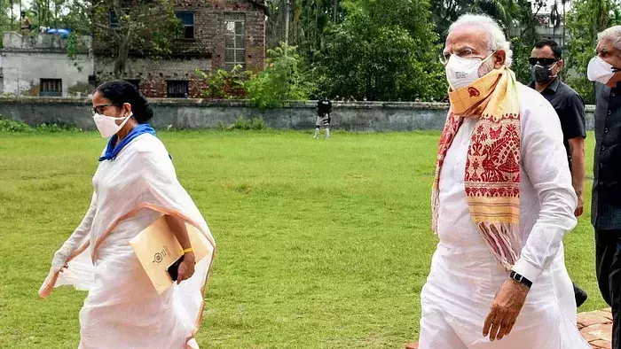 അധികാരത്തിലെത്തിയാൽ ബം​ഗാളിൽ സൗജന്യ വാക്‌സിനെന്ന് ബി.ജെ.പി; ബീഹാറിലെ വാ​ഗ്‍ദാനം ഓർമ്മിപ്പിച്ച് തൃണമൂല്‍