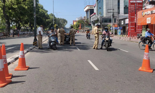 സംസ്ഥാനത്ത് ഇന്നും നാളെയും കർശന നിയന്ത്രണം