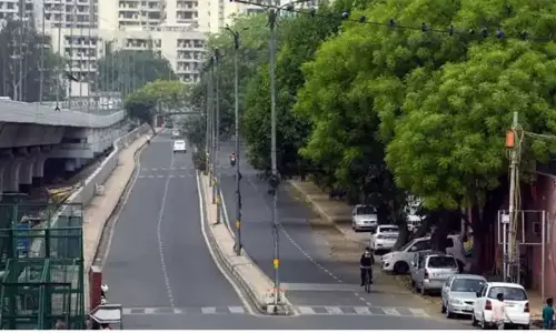 കോവിഡ്; എറണാകുളം തന്നെ മുന്നിൽ, പിടിതരാതെ കോഴിക്കോടും മലപ്പുറവും