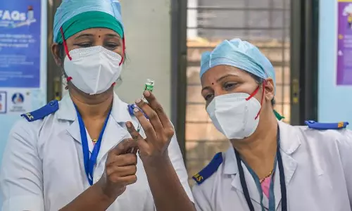 സംസ്ഥാനത്ത് വാക്സിൻ ക്ഷാമം തുടരുന്നു: വാക്സിനേഷൻ കേന്ദ്രങ്ങളിൽ പ്രത്യേക ക്രമീകരണങ്ങള്‍