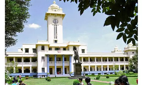 കേരള സർവകലാശാല പ്രൊഫസർമാരുടെ ഗവേഷണ പ്രസിദ്ധീകരണങ്ങളിൽ ഡാറ്റ തട്ടിപ്പെന്ന് പരാതി കേരള സർവകലാശാല പ്രൊഫസർമാരുടെ ഗവേഷണ പ്രസിദ്ധീകരണങ്ങളിൽ ഡാറ്റ തട്ടിപ്പെന്ന് പരാതി