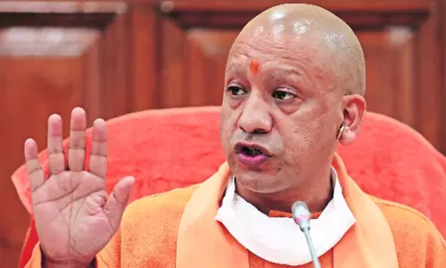 ഓക്സിജന്‍ ക്ഷാമത്തെ കുറിച്ച് മിണ്ടരുത്: ആശുപത്രികളോട് യോഗി സര്‍ക്കാര്‍