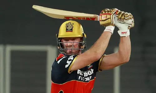 പടനയിച്ച് ഡിവില്ലേഴ്‌സ്; ബാഗ്ലൂരിന് മികച്ച സ്‌കോർ