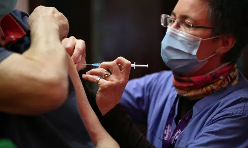 ഒരു ഡോസ് വാക്‌സിന്‍ വീടുകളിലെ കോവിഡ് വ്യാപനം 50 ശതമാനം കുറച്ചതായി പഠന റിപ്പോര്‍ട്ട്