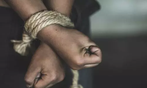 കുന്ദമംഗലത്ത് വ്യവസായിയെ തട്ടിക്കൊണ്ടുപോയി കുന്ദമംഗലത്ത് വ്യവസായിയെ തട്ടിക്കൊണ്ടുപോയി