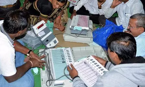 വാക്സിൻ എടുക്കാതെയോ കോവിഡ് പരിശോധന നടത്താതെയോ വോട്ടെണ്ണലിന് ഹാജരാകരുത് കേന്ദ്ര തെരഞ്ഞെടുപ്പ് കമ്മീഷൻ