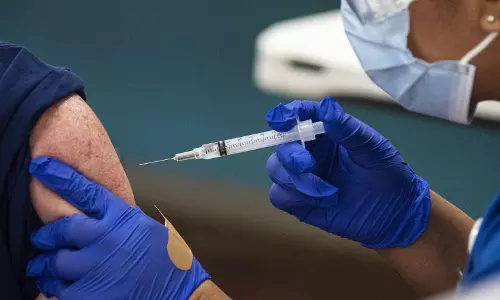 ഇന്ത്യയ്ക്ക് വാക്സിന്‍ നല്‍കണമെന്ന് യു.എസ് സെനറ്റർമാർ; നിര്‍മാണ കമ്പനികള്‍ക്ക് കത്തയച്ചു 