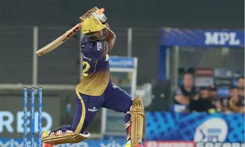 രക്ഷകനായി റസല്‍; കൊല്‍ക്കത്തയ്ക്ക് പൊരുതാവുന്ന സ്കോര്‍