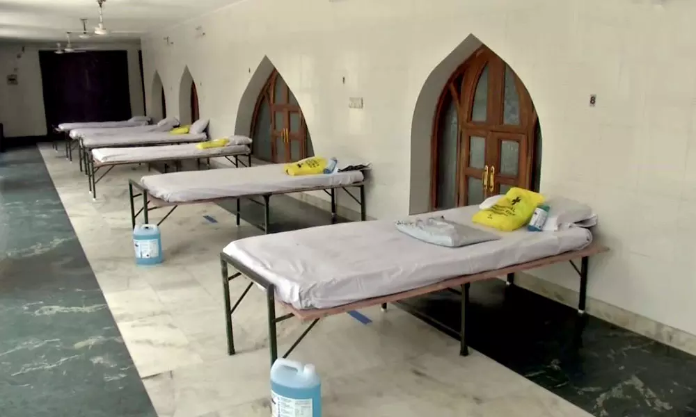 രോഗികള് കൂടി; കോവിഡ് സെന്ററായി ഡൽഹിയിലെ ഗ്രീൻപാർക്ക് മസ്ജിദ് രോഗികള് കൂടി; കോവിഡ് സെന്ററായി ഡൽഹിയിലെ ഗ്രീൻപാർക്ക് മസ്ജിദ്