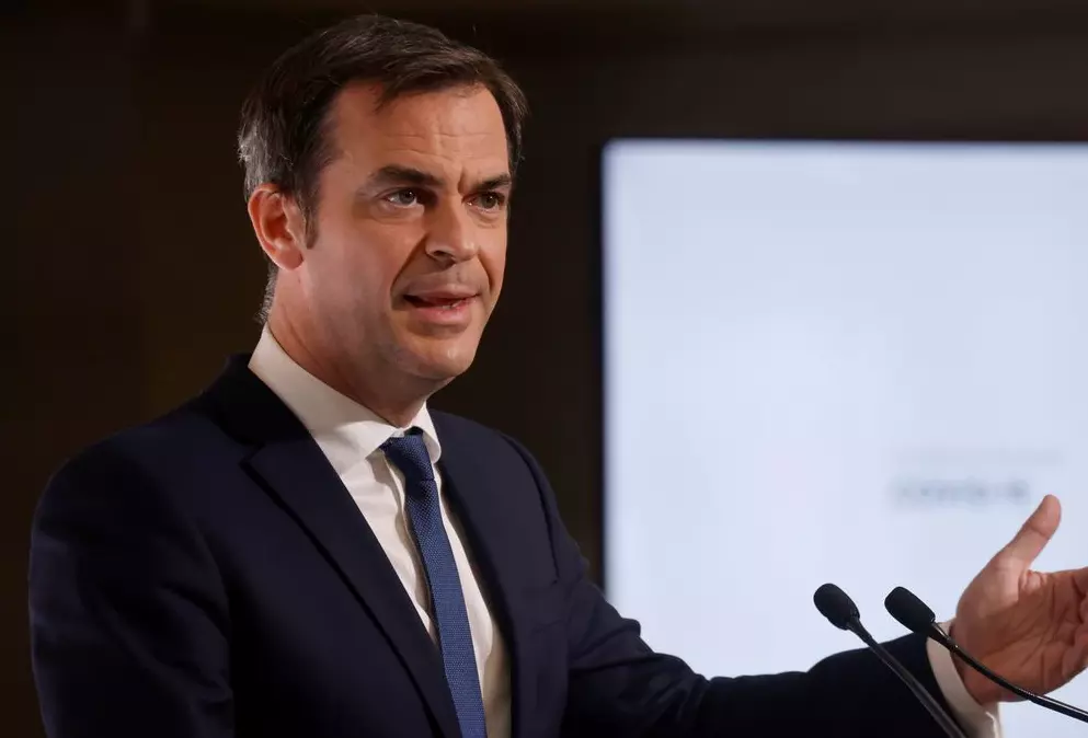 കോവിഡ്: ഇന്ത്യൻ വകഭേദം അപകടമേറിയത്; വിലകുറച്ചു കാണരുതെന്ന് ഫ്രാൻസ് ആരോഗ്യമന്ത്രി കോവിഡ്: ഇന്ത്യൻ വകഭേദം അപകടമേറിയത്; വിലകുറച്ചു കാണരുതെന്ന് ഫ്രാൻസ് ആരോഗ്യമന്ത്രി