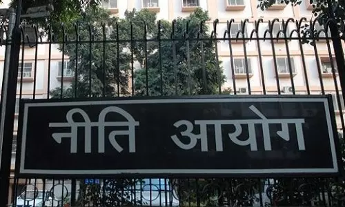 സാമ്പത്തിക പുനരുജ്ജീവനത്തിന് രാജ്യത്തെ പകുതി ജനങ്ങള്‍ക്കെങ്കിലും വാക്സിന്‍ നല്‍കണം: നീതി ആയോഗ്