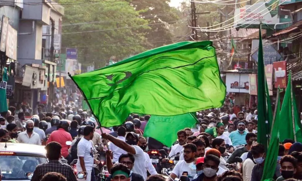 27ൽ 23 സീറ്റു വരെ പ്രതീക്ഷ; മുസ്ലിംലീഗ് സ്ട്രൈക്ക് റേറ്റ് ഉയർത്തുമോ? 27ൽ 23 സീറ്റു വരെ പ്രതീക്ഷ; മുസ്ലിംലീഗ് സ്ട്രൈക്ക് റേറ്റ് ഉയർത്തുമോ?