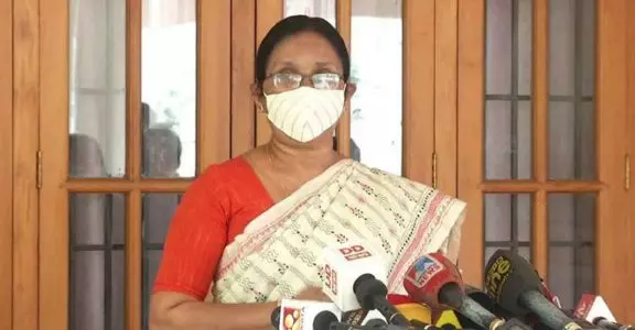 വാക്സിൻ ലഭിക്കാത്തത് ഗുരുതരമായ പ്രതിസന്ധി: കെ.കെ ശൈലജ വാക്സിൻ ലഭിക്കാത്തത് ഗുരുതരമായ പ്രതിസന്ധി: കെ.കെ ശൈലജ