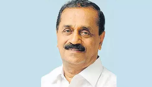 ആദ്യ ലീഡ് എല്‍.ഡിഎഫിന്: കോഴിക്കോട് നോർത്തില്‍ തോട്ടത്തില്‍ രവീന്ദ്രന്‍ മുന്നില്‍