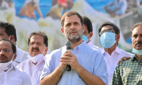 മനസ് കേരളത്തിലെ ജനങ്ങൾക്കൊപ്പം, സുരക്ഷിതരായിരിക്കൂ: രാഹുൽ ഗാന്ധി മനസ് കേരളത്തിലെ ജനങ്ങൾക്കൊപ്പം, സുരക്ഷിതരായിരിക്കൂ: രാഹുൽ ഗാന്ധി