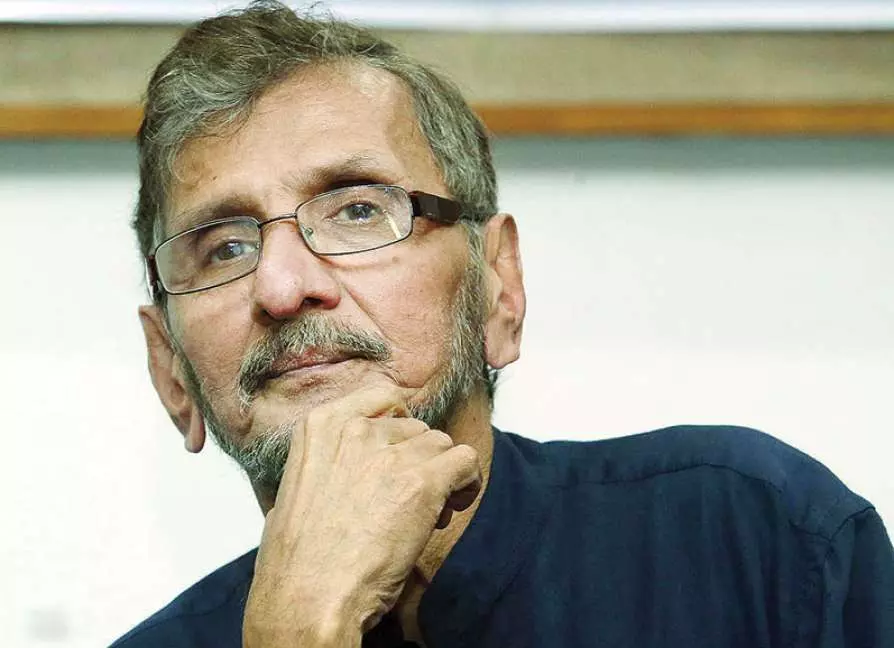 അതിനെ വോട്ടു കച്ചവടമെന്നു വിളിക്കരുത്, ഇത്തരം സമര്ത്ഥമായ നീക്കങ്ങളാണ് ജനാധിപത്യത്തിന്റെ സത്ത; വോട്ടുകച്ചവട ചർച്ചകളെക്കുറിച്ച് എൻഎസ് മാധവൻ അതിനെ വോട്ടു കച്ചവടമെന്നു വിളിക്കരുത്, ഇത്തരം സമര്ത്ഥമായ നീക്കങ്ങളാണ് ജനാധിപത്യത്തിന്റെ സത്ത; വോട്ടുകച്ചവട ചർച്ചകളെക്കുറിച്ച് എൻഎസ് മാധവൻ