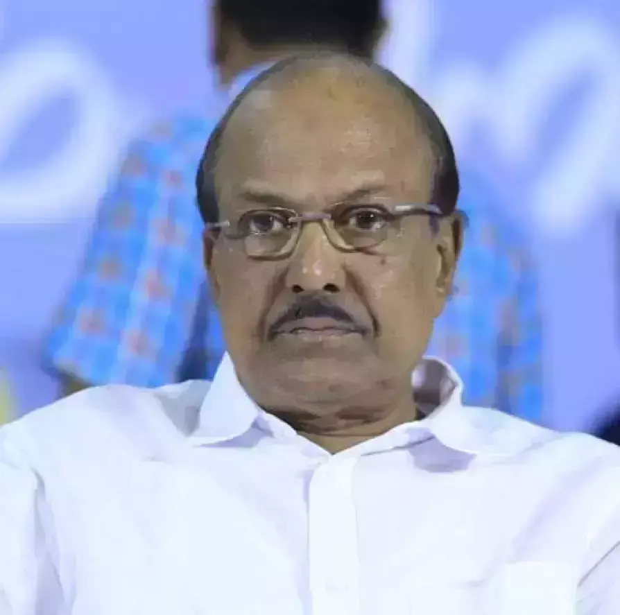 പി. കെ കുഞ്ഞാലിക്കുട്ടിക്ക് എതിരെ സോഷ്യല് മീഡിയയില് രൂക്ഷവിമര്ശനവുമായി ലീഗ് അണികള് പി. കെ കുഞ്ഞാലിക്കുട്ടിക്ക് എതിരെ സോഷ്യല് മീഡിയയില് രൂക്ഷവിമര്ശനവുമായി ലീഗ് അണികള്