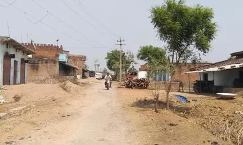 18 ലക്ഷം ജനസംഖ്യയുള്ള ജില്ലയിൽ ഒരേയൊരു കോവിഡ് ആശുപത്രി; യോഗിയുടെ യുപിയിലെ ആരോഗ്യരംഗം ഇങ്ങനെയൊക്കെയാണ്