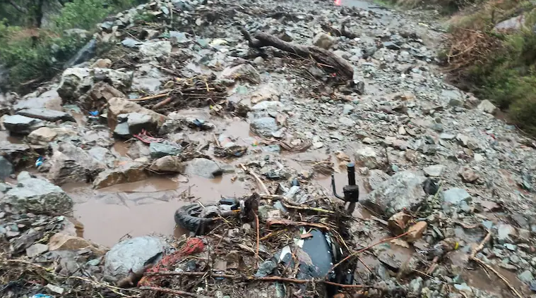 ഉത്തരാഖണ്ഡിൽ മേഘവിസ്‌ഫോടനം; റോഡുകളും പാലങ്ങളും തകര്‍ന്ന് വ്യാപക നാശനഷ്ടം