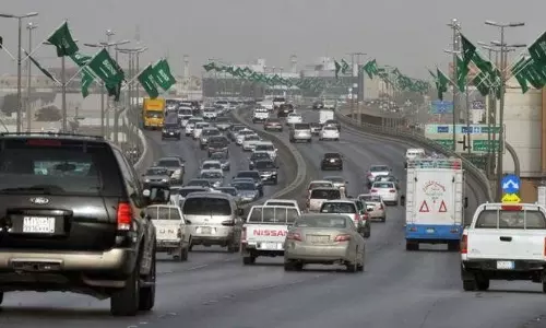 സൗദിയില്‍ പൊതുഗതാഗത മേഖലയില്‍ സ്വകാര്യപങ്കാളിത്തം; 15 നഗരങ്ങളില്‍ പുതിയ പദ്ധതി