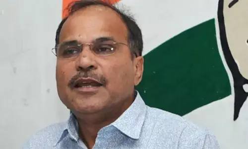 ഫേസ് ബുക്കും ട്വിറ്ററും വിട്ട് ജനങ്ങളിലേക്ക് ഇറങ്ങൂ; തോല്‍വിക്ക് പിന്നാലെ കോണ്‍ഗ്രസ് നേതാവ്