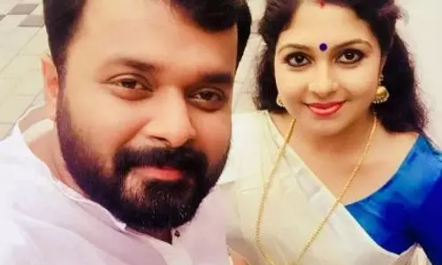 അമ്പിളി ദേവിയുടെ പരാതി: ആദിത്യന്‍റെ അറസ്റ്റ് ഹൈക്കോടതി താൽക്കാലികമായി തടഞ്ഞു