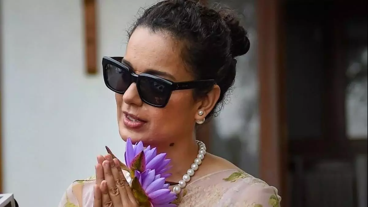 ബോളിവുഡ് നടി കങ്കണ റണാവട്ടിന് കോവിഡ് ബോളിവുഡ് നടി കങ്കണ റണാവട്ടിന് കോവിഡ്