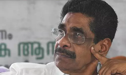 തോല്‍വിയുടെ ഉത്തരവാദിത്വം ഏറ്റെടുക്കാം, അധ്യക്ഷ പദവിയില്‍ നിന്ന് സ്വയം മാറില്ല: ഹൈക്കമാൻഡിനെ ആശയകുഴപ്പത്തിലാക്കി മുല്ലപ്പള്ളി