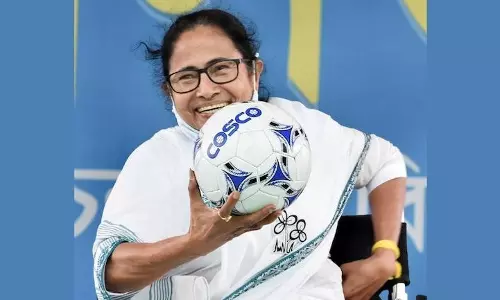 മമത പണി തുടങ്ങി; പൊലീസ് തലപ്പത്ത് വന് അഴിച്ചുപണി മമത പണി തുടങ്ങി; പൊലീസ് തലപ്പത്ത് വന് അഴിച്ചുപണി