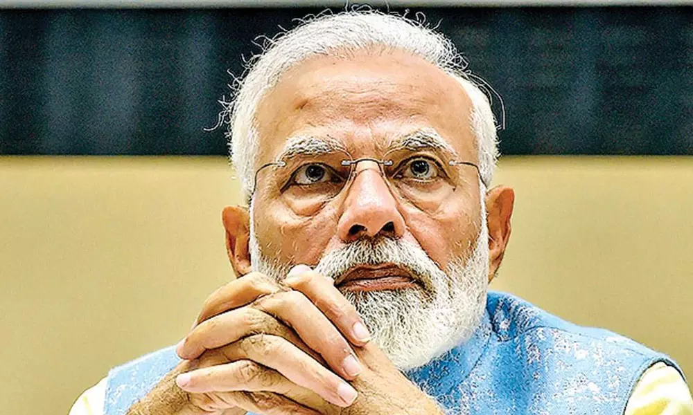 നെഹ്റു-ഗാന്ധി കുടുംബം ഉണ്ടായതു കൊണ്ടാണ് ഇന്ത്യ അതിജീവിക്കുന്നത്; മോദി സർക്കാറിനോട് ശിവസേന നെഹ്റു-ഗാന്ധി കുടുംബം ഉണ്ടായതു കൊണ്ടാണ് ഇന്ത്യ അതിജീവിക്കുന്നത്; മോദി സർക്കാറിനോട് ശിവസേന