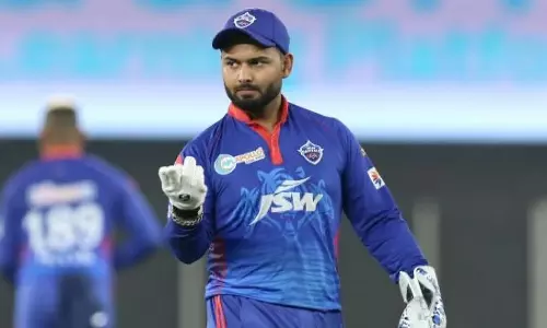 കോവിഡ് പ്രതിരോധത്തിന് സംഭാവന നൽകി റിഷഭ് പന്ത് കോവിഡ് പ്രതിരോധത്തിന് സംഭാവന നൽകി റിഷഭ് പന്ത്