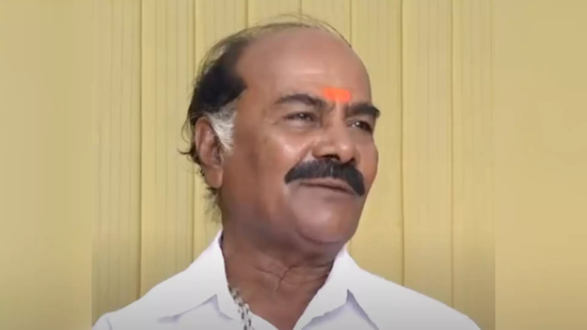 തമിഴ് നടന് ജോക്കര് തുളസി കോവിഡ് ബാധിച്ച് മരിച്ചു തമിഴ് നടന് ജോക്കര് തുളസി കോവിഡ് ബാധിച്ച് മരിച്ചു