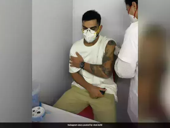 എത്രയും പെട്ടെന്ന് വാക്സിനെടുക്കൂ; കോവിഡ് വാക്സിന്‍ ആദ്യ ഡോസ് സ്വീകരിച്ച് കോലി