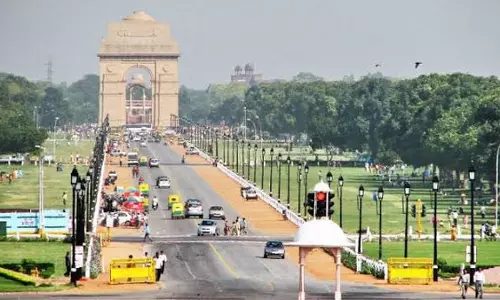 സെൻട്രൽ വിസ്ത നിർമാണം കോവിഡ് മാനദണ്ഡങ്ങൾ പാലിച്ചെന്ന് കേന്ദ്രം