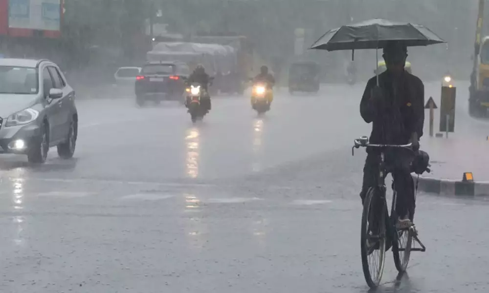 സംസ്ഥാനത്ത് ഞായറാഴ്ച വരെ ശക്തമായ മഴയുണ്ടാകുമെന്ന് കാലാവസ്ഥാ നിരീക്ഷണ കേന്ദ്രം സംസ്ഥാനത്ത് ഞായറാഴ്ച വരെ ശക്തമായ മഴയുണ്ടാകുമെന്ന് കാലാവസ്ഥാ നിരീക്ഷണ കേന്ദ്രം